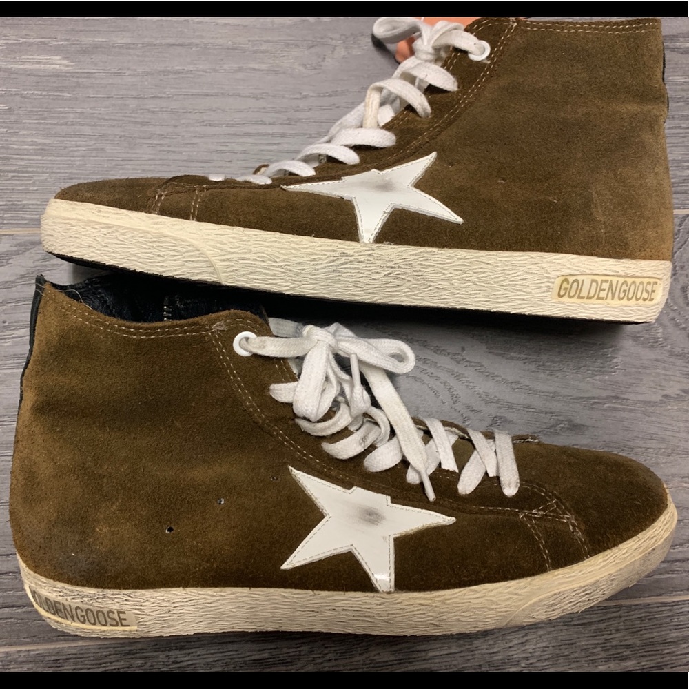 Brown suede Golden Goose VSTAR1 high tops.